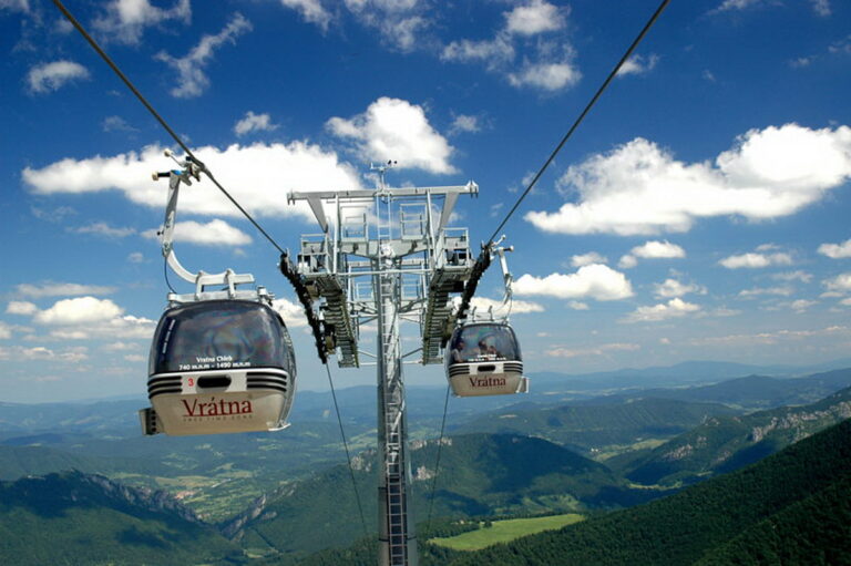Vrátna – Chleb cable car ride